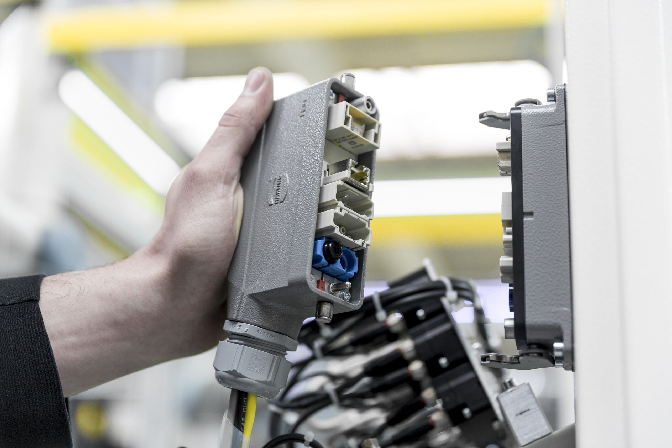 Hybrid Connectors from Northern Connectors